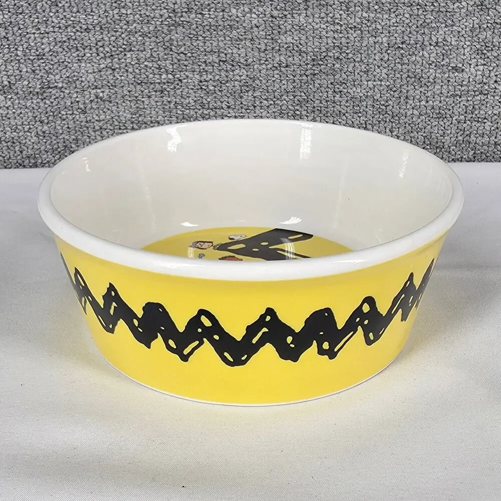 PEANUTS PET BOWL – CHARLIE BROWN & FRIENDS – 5